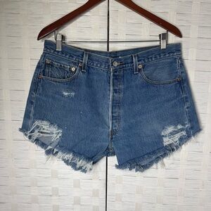 Levi’s Button Fly Cut Off Distressed Frayed Hem Festival Shorts See Measurements
